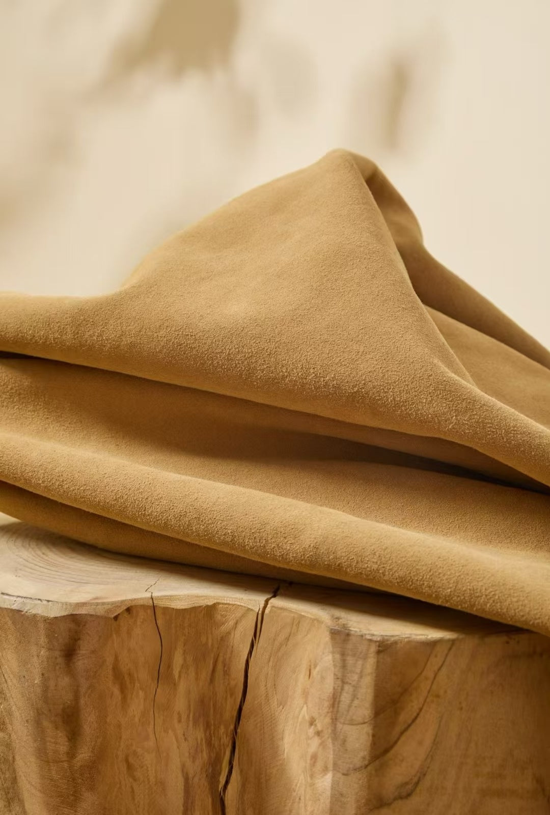 Premium High-Luster Cowhide Fiber Sheet (70% Leather Content)  — Sustainable Leather Alternative for Footwear & Bags